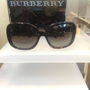 burberry b4259